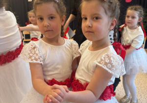 „Wzruszające Spotkanie Pokoleń: Dzień Babci i Dziadka w Grupie IV”