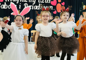 "Bo najlepszych dziadków mamy my...!!!" Dzień Babci i Dziadka w gr. XI