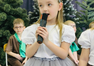 "Bo najlepszych dziadków mamy my...!!!" Dzień Babci i Dziadka w gr. XI