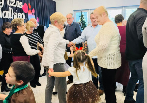 "Bo najlepszych dziadków mamy my...!!!" Dzień Babci i Dziadka w gr. XI