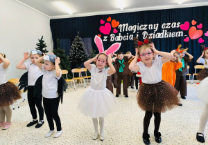 "Bo najlepszych dziadków mamy my...!!!" Dzień Babci i Dziadka w gr. XI