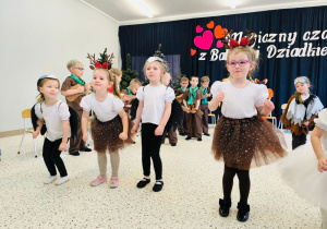 "Bo najlepszych dziadków mamy my...!!!" Dzień Babci i Dziadka w gr. XI