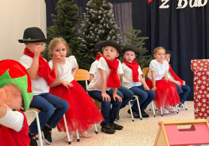 „Magiczny czas z Babcią i Dziadkiem” w grupie XII