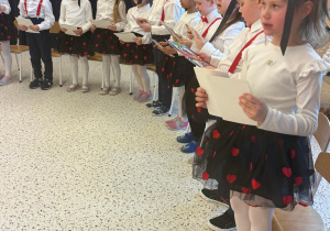 „Kochamy Was…”- Dzień Babci i Dziadka w grupie V