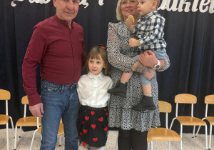 „Kochamy Was…”- Dzień Babci i Dziadka w grupie V