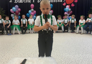 „Wspomnienia, które łączą pokolenia...”- Dzień Babci i Dziadka w grupie VI