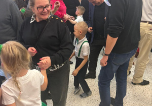 „Wspomnienia, które łączą pokolenia...”- Dzień Babci i Dziadka w grupie VI