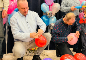 "Karnawał z Babcią i Dziadkiem" w grupie IX