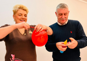 "Karnawał z Babcią i Dziadkiem" w grupie IX