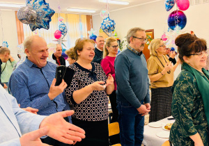 "Karnawał z Babcią i Dziadkiem" w grupie IX