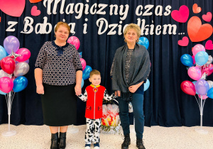 "Karnawał z Babcią i Dziadkiem" w grupie IX