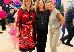 "Karnawał z Babcią i Dziadkiem" w grupie IX