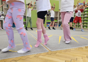 Stópki ćwiczymy – wesoło się bawimy – grupa IV