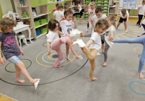 Stópki ćwiczymy – wesoło się bawimy – grupa IV