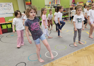 Stópki ćwiczymy – wesoło się bawimy – grupa IV