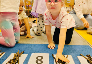 "Sztuka Pitagorasa- czyli od małego smyka do arcymatematyka” - innowacja w gr. XI