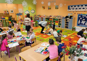 „Gdzie jest T.rex ?„– Kids Lab w grupie V