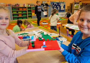 „Gdzie jest T.rex ?„– Kids Lab w grupie V