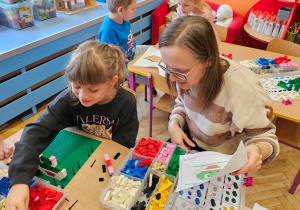 „Gdzie jest T.rex ?„– Kids Lab w grupie V