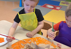 "Gdy Ci smutno, gdy Ci źle, pączek rozweseli Cię!" - Tłusty czwartek w grupie IX