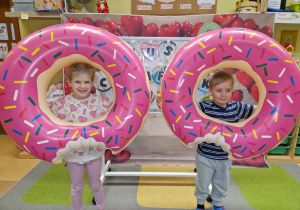 Dzisiaj pączki i pączusie, wypinają swoje brzusie … Tłusty Czwartek w grupie X
