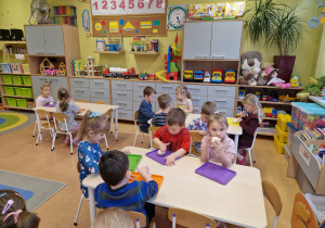 Dzisiaj pączki i pączusie, wypinają swoje brzusie … Tłusty Czwartek w grupie X