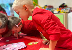 "Małe Serca- Wielkie Uczucia" czyli Walentynki w grupie VI