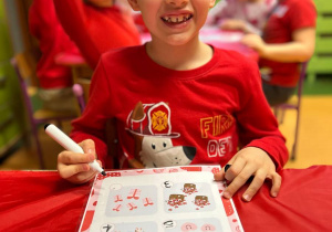 "Małe Serca- Wielkie Uczucia" czyli Walentynki w grupie VI