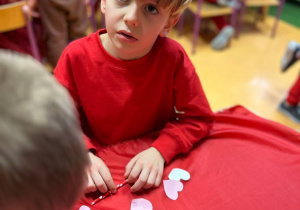 "Małe Serca- Wielkie Uczucia" czyli Walentynki w grupie VI