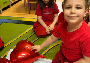 "Małe Serca- Wielkie Uczucia" czyli Walentynki w grupie VI