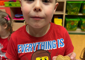 "Małe Serca- Wielkie Uczucia" czyli Walentynki w grupie VI