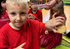 "Małe Serca- Wielkie Uczucia" czyli Walentynki w grupie VI