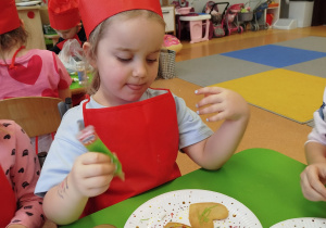 „Małe pączki, duże pączki…” - Tłusty Czwartek w gr. XII