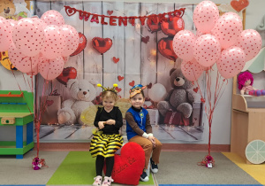 "Czas na bal!" - Walentynkowy Bal Karnawałowy, grupa IX