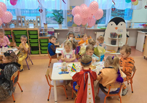 "Czas na bal!" - Walentynkowy Bal Karnawałowy, grupa IX