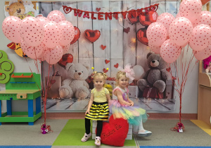 "Czas na bal!" - Walentynkowy Bal Karnawałowy, grupa IX