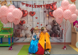 "Czas na bal!" - Walentynkowy Bal Karnawałowy, grupa IX