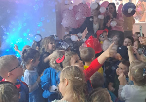 "Czas na bal!" - Walentynkowy Bal Karnawałowy, grupa IX