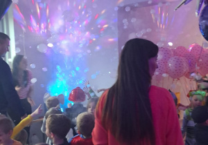 "Czas na bal!" - Walentynkowy Bal Karnawałowy, grupa IX