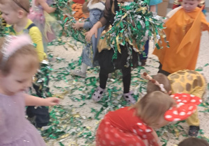 "Czas na bal!" - Walentynkowy Bal Karnawałowy, grupa IX