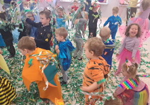 "Czas na bal!" - Walentynkowy Bal Karnawałowy, grupa IX