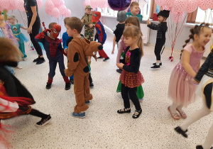 Bal karnawałowo – walentynkowy w grupie V.