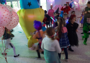 Bal karnawałowo – walentynkowy w grupie V.