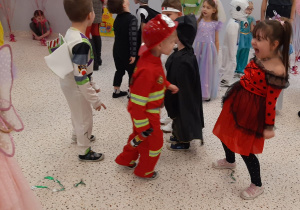 Bal karnawałowo – walentynkowy w grupie V.