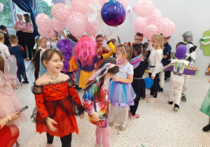 Bal karnawałowo – walentynkowy w grupie V.