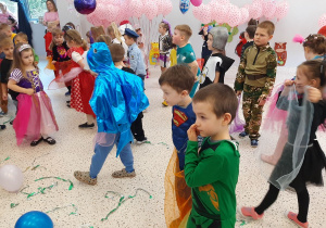 Bal karnawałowo – walentynkowy w grupie V.