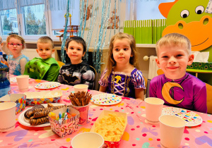 "Roztańczony karnawał" - bal w gr. XI