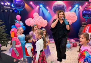 "Roztańczony karnawał" - bal w gr. XI