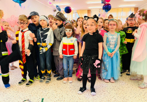 "Roztańczony karnawał" - bal w gr. XI