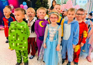 "Roztańczony karnawał" - bal w gr. XI